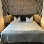 Leopold Apartamento Tschernitz