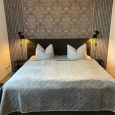 Leopold Apartment Tschernitz